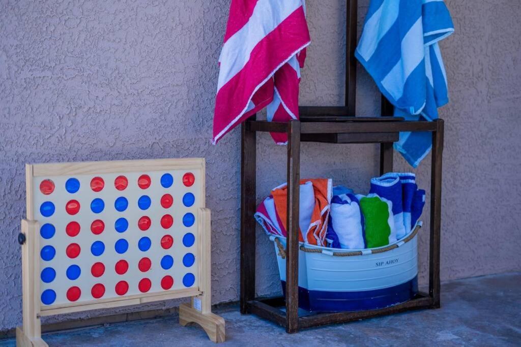 Fab Phx Getaway W/ Pool & Fire Pit Villa Phoenix Luaran gambar