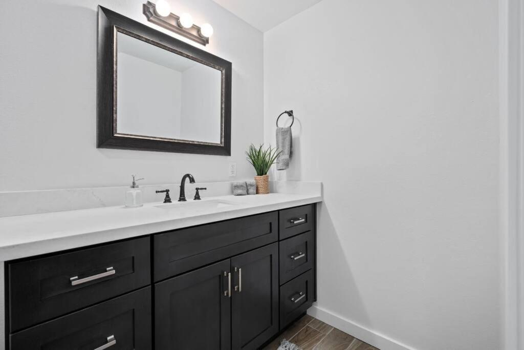 Fab Phx Getaway W/ Pool & Fire Pit Villa Phoenix Luaran gambar