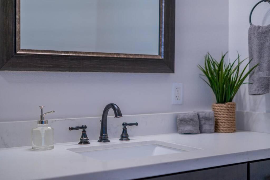 Fab Phx Getaway W/ Pool & Fire Pit Villa Phoenix Luaran gambar